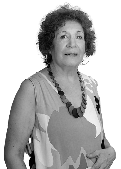 Elina Lucero